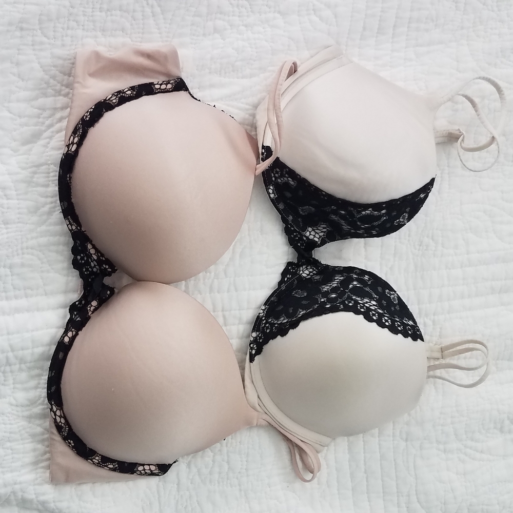 2 Victoria's Secret Very Sexy Pushup Lace Bras 34D
